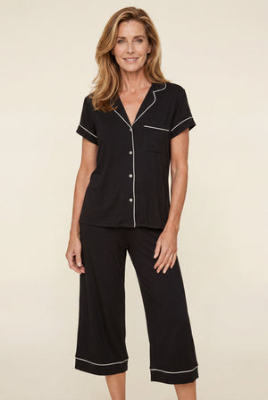 Notch Collar Capri Pajama Set in Black