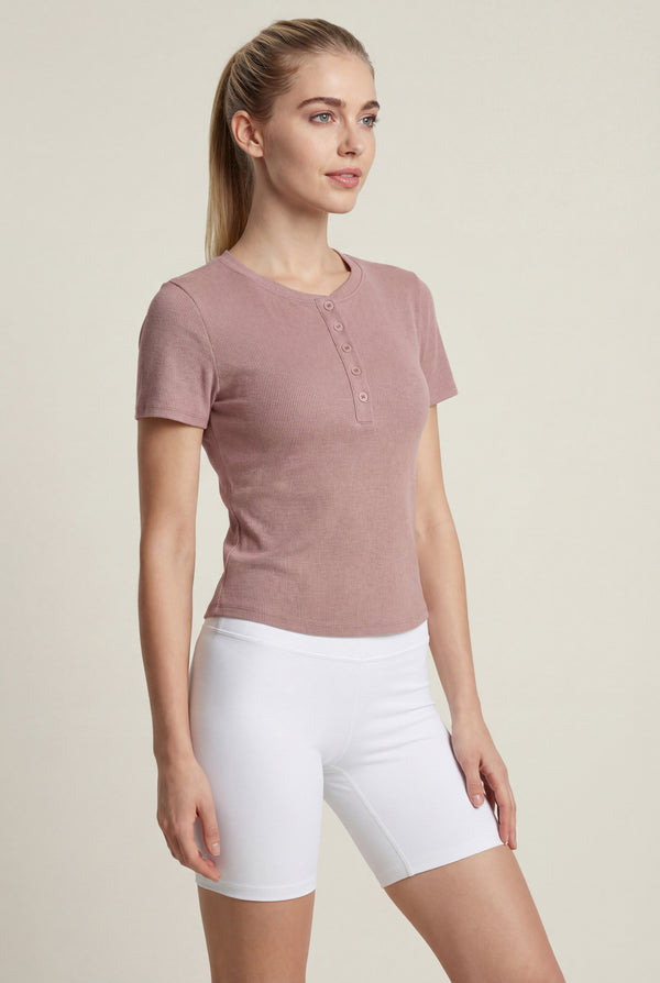 Fitted Rib Henley Tee – Dusty Rose
