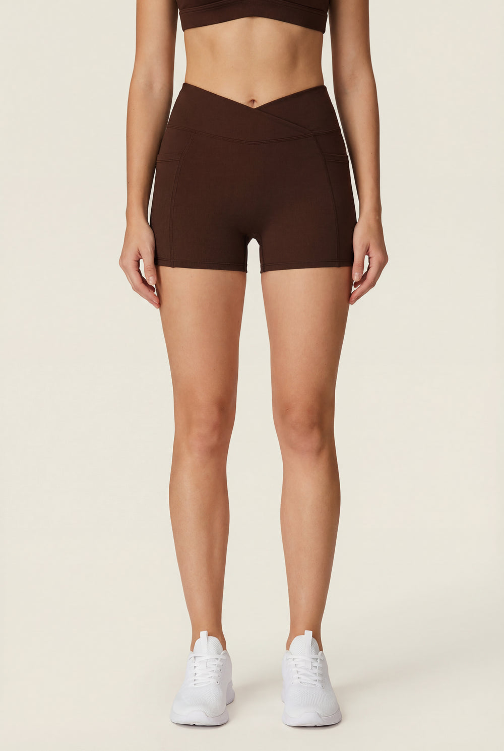 Crossover-Waist Pocket Shorts – Brown