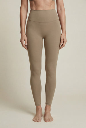 High-Waisted Performance Leggings – Beige
