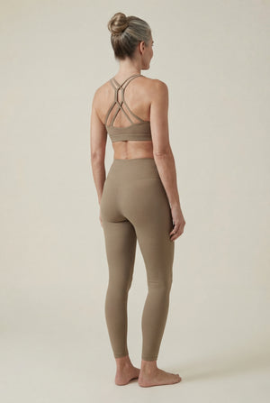 High-Waisted Performance Leggings – Beige