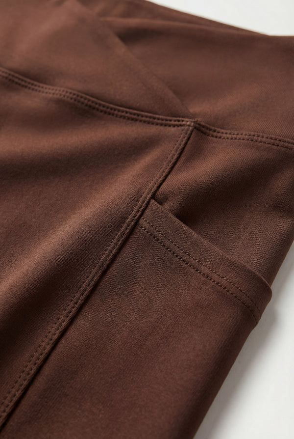 Crossover-Waist Pocket Shorts – Brown