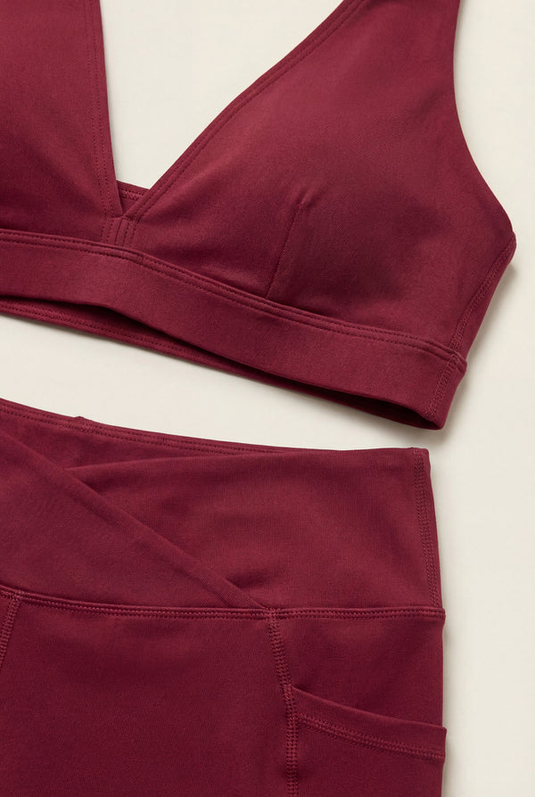 Crossover-Waist Pocket Shorts – Burgundy